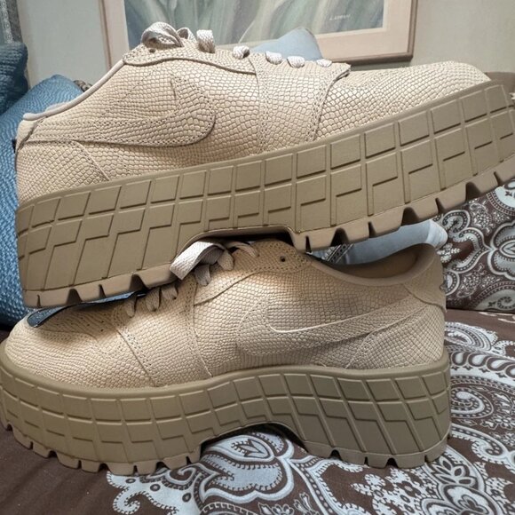 Air Jordan 1 Brooklyn Low Platform Desert Camo Rattan Boots - Women's Size 12 - Picture 2 of 16